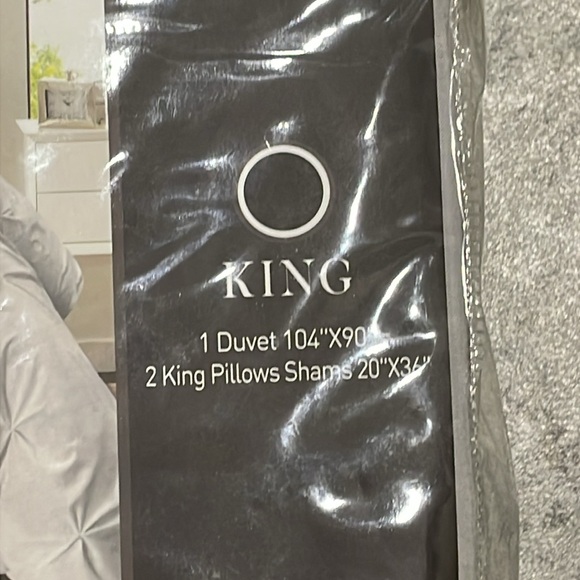 New in Box Sweet Home Collection 3 Piece King Duvet Set Pinch Pleat Silver - Picture 6 of 9